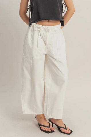 White Barrel Jeans